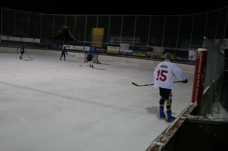 gal/Eishockeyspiel in Toblach/2008-02-02 SVR Eishockey 019.jpg